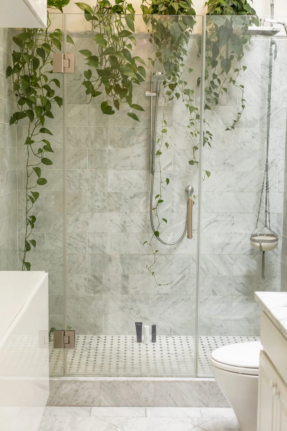 Shower Screen Installation: Why You Should Choose A Professional
